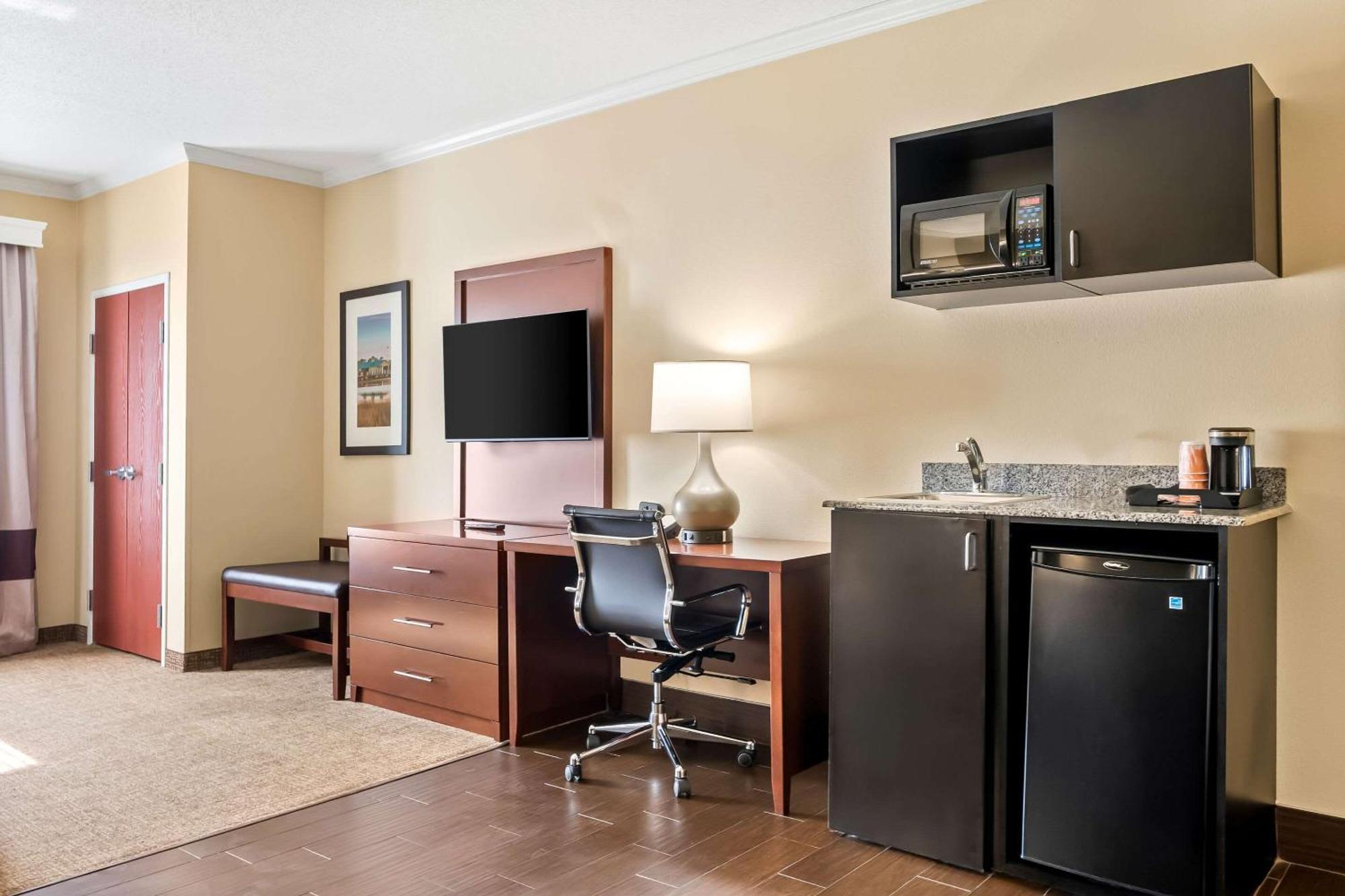 Comfort Suites Panama City Near Tyndall Afb Kültér fotó